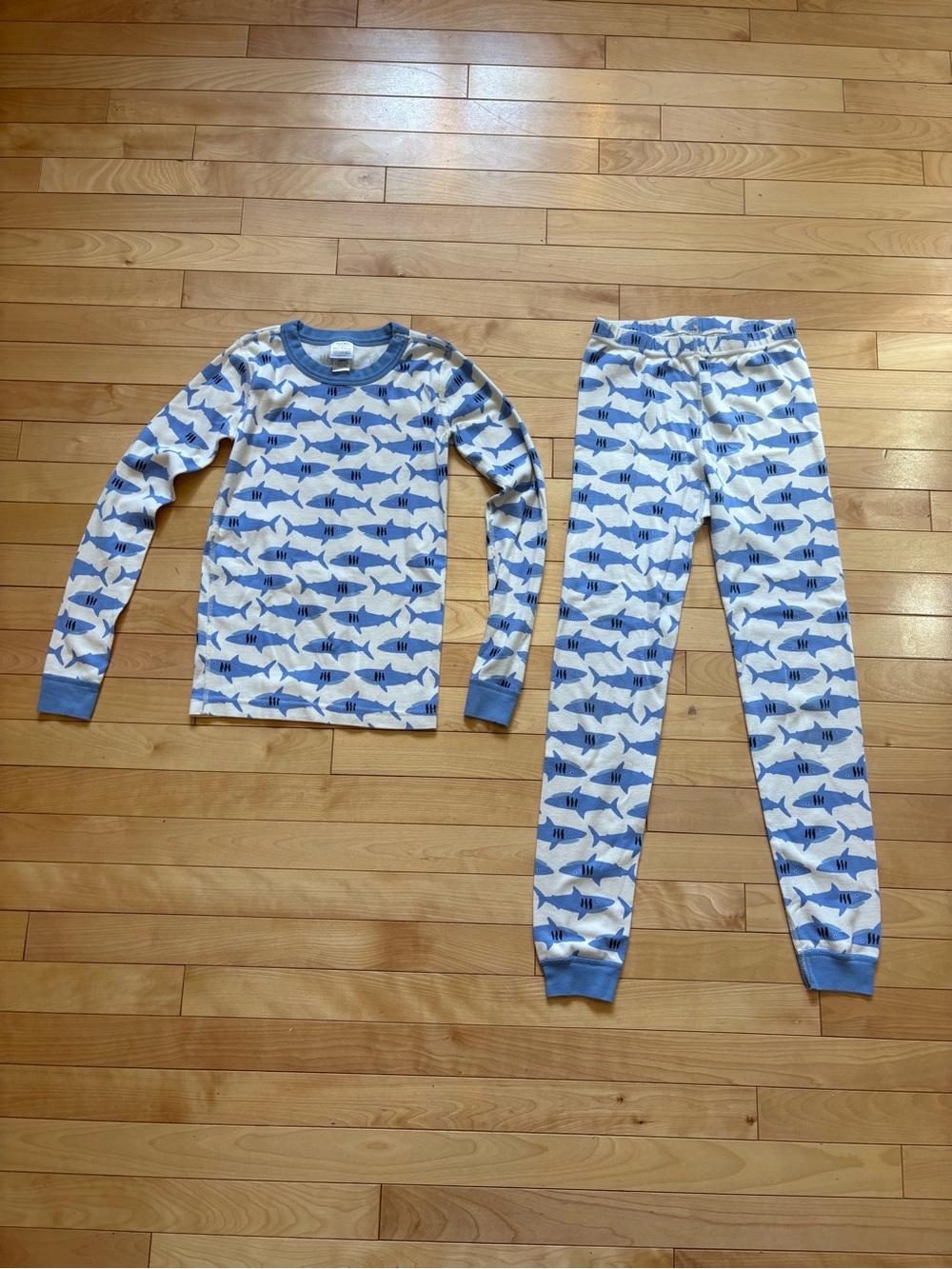 Hanna Andersson Blue Shark Print Pajama Set - Long Sleeve Top & Pants Size 12